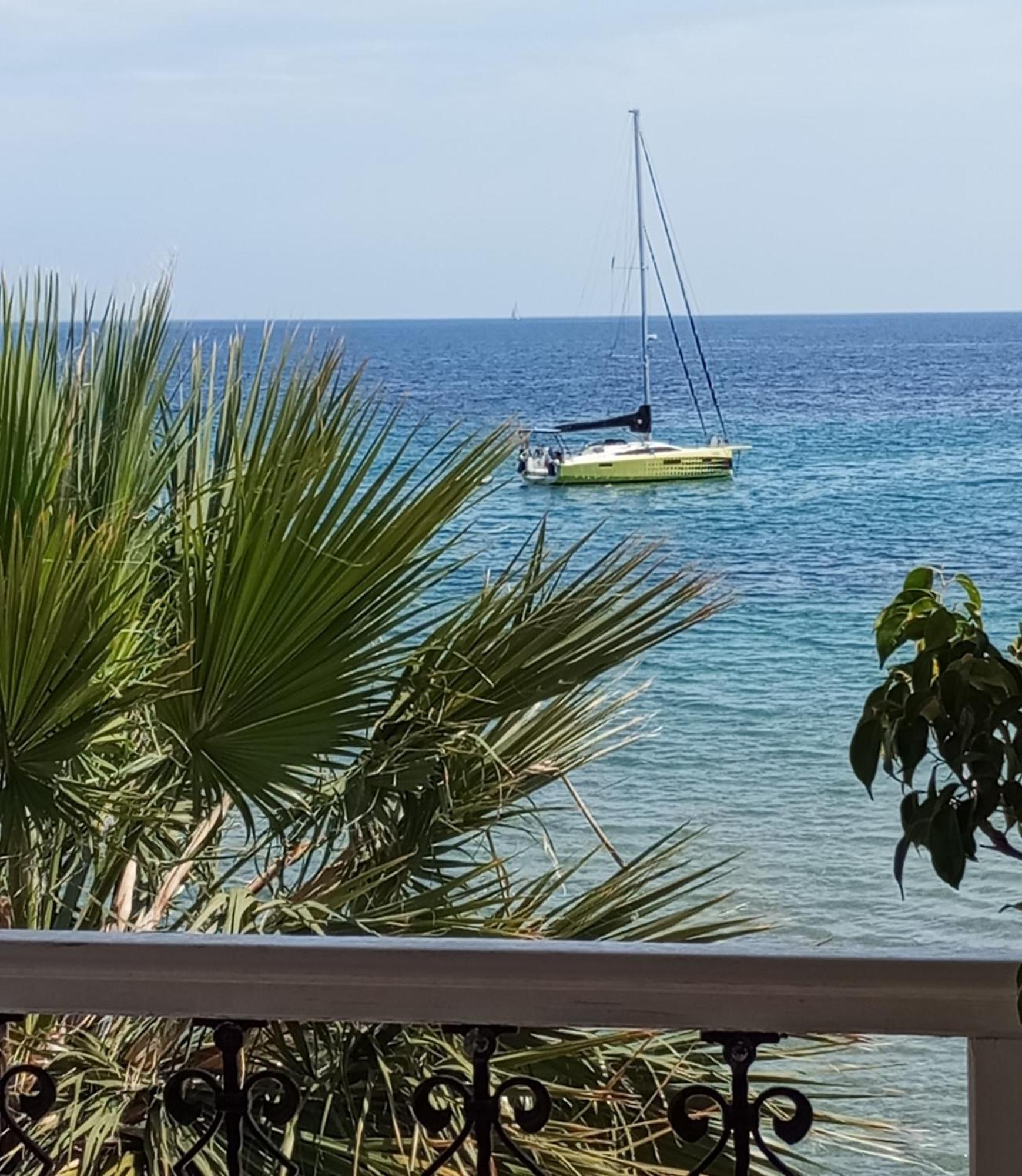 Svetlana & Michalis Oasis Hotel Agia Marina  Dış mekan fotoğraf